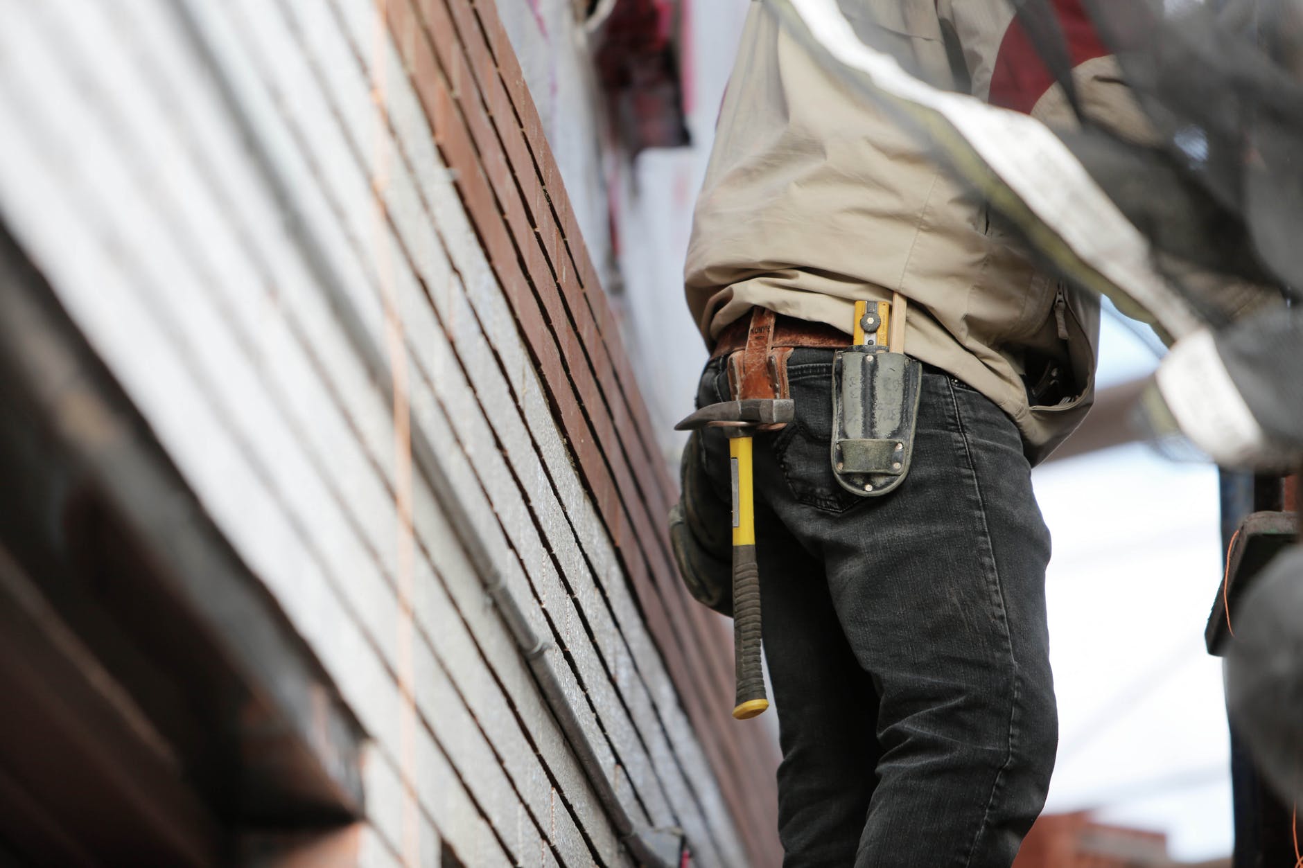 Hiring a Roofing Contractor